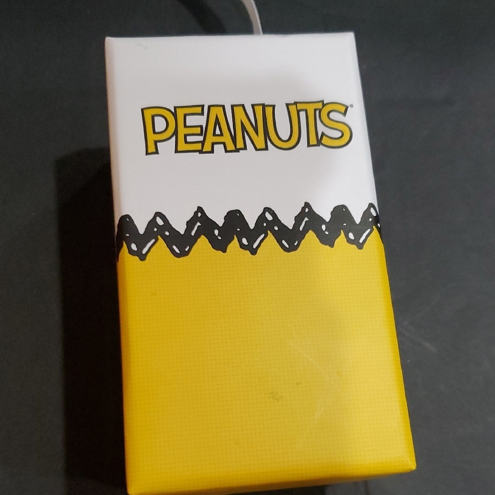 Peanuts‎ Snoopy crystal rhinestone covered bag charm key holder accessory new - Picture 6 of 13